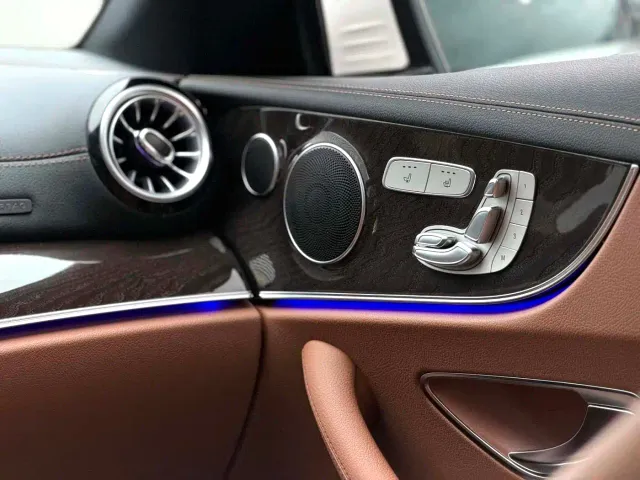 Mercedes-Benz Mercedes-Benz E-Class (Import) 2021 E 260 Coupe — Фото автомобиля 6