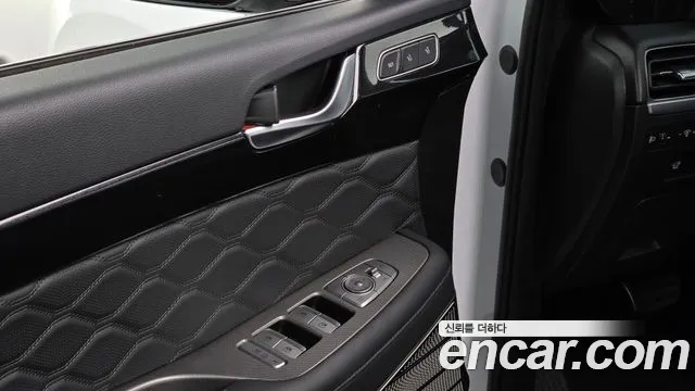 Hyundai Palisade Palisade Дизель 2.2 2WD — Фото автомобиля 17