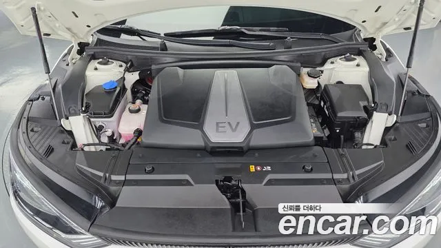 Kia EV6 — Фото автомобиля 6