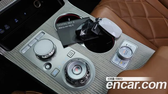 Genesis GV80 — Фото автомобиля 9