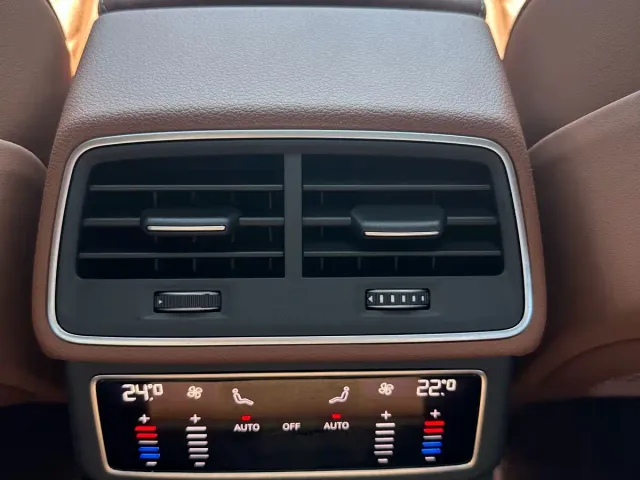 Audi A6L — Фото автомобиля 18