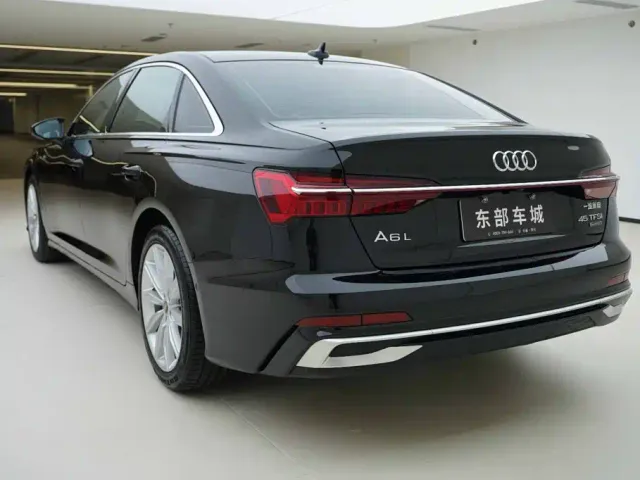 Audi A6L — Фото автомобиля 4