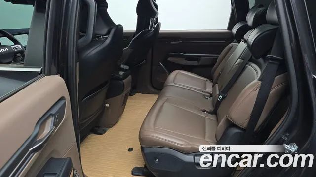 Kia EV9 — Фото автомобиля 12