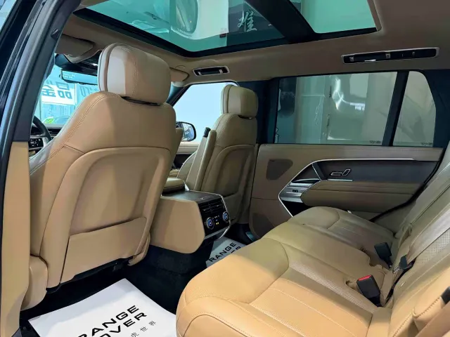 Land Rover Range Rover — Фото автомобиля 16