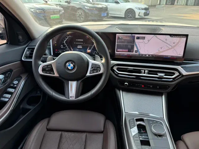 BMW 3 Series — Фото автомобиля 14