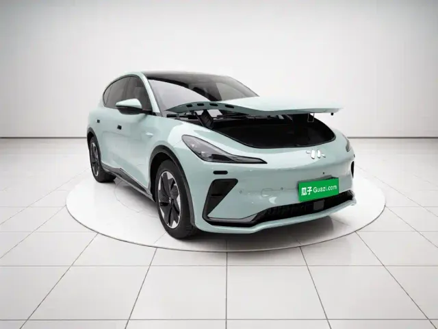 IM Motors IM LS7 — Фото автомобиля 3