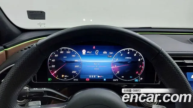 Mercedes-Benz E-Class — Фото автомобиля 8