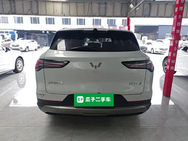 Wuling Starlight S — Фото автомобиля 5
