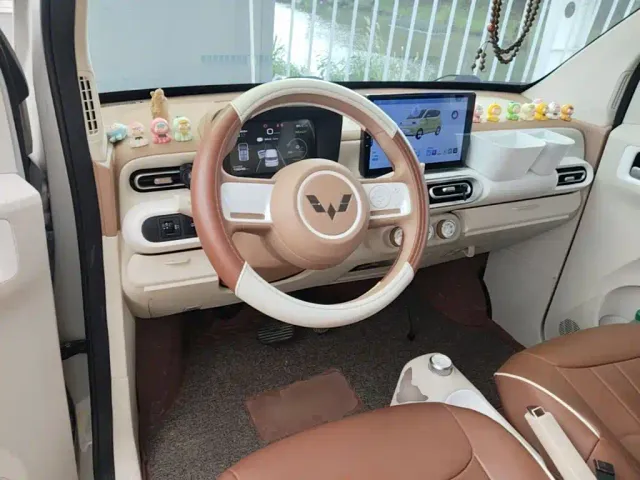 Wuling Hongguang Mini EV — Фото автомобиля 9