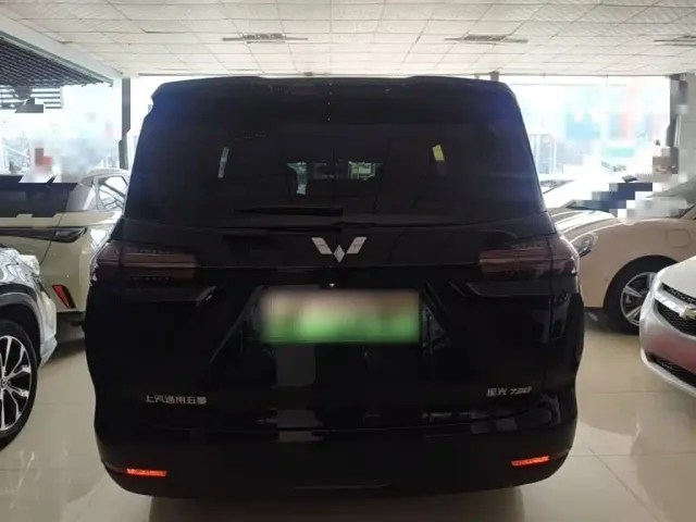 Wuling Starlight 730 — Фото автомобиля 5