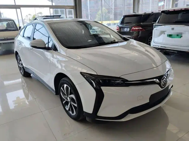 Buick Velite 6 — Фото автомобиля 3
