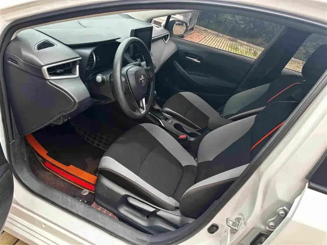 Toyota Corolla — Фото автомобиля 5