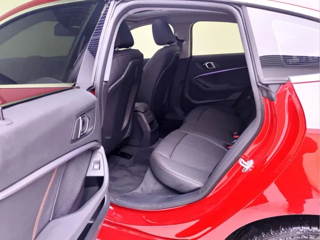 BMW 2 Series — Фото автомобиля 7