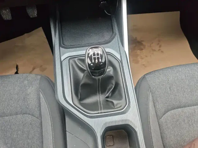 Geely Emgrand — Фото автомобиля 13