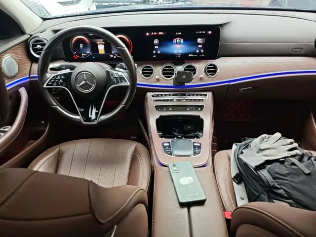 Mercedes-Benz E-Class — Фото автомобиля 9