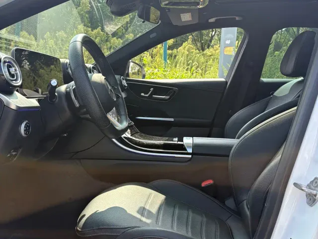 Mercedes-Benz C-Class — Фото автомобиля 4