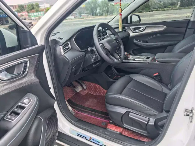 Roewe RX5 — Фото автомобиля 7