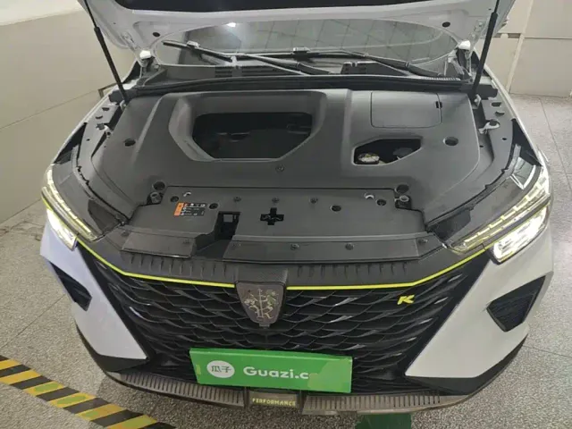 Roewe RX5 — Фото автомобиля 19