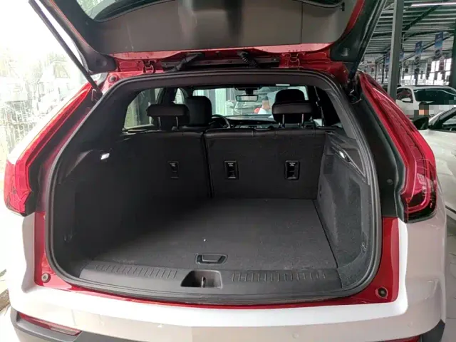 Cadillac XT4 — Фото автомобиля 18