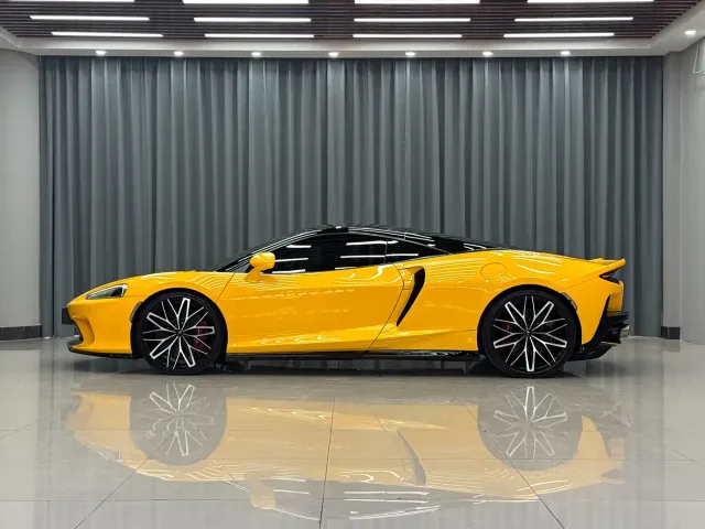 McLaren GT — Фото автомобиля 3