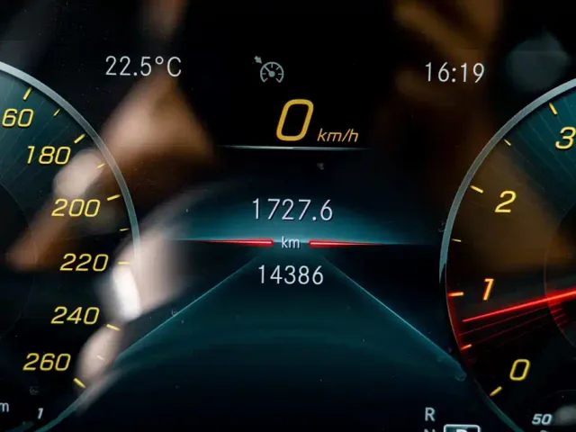 Mercedes-Benz CLS-Class — Фото автомобиля 10