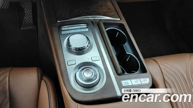 Genesis G80 Бензин 2.5 турбо AWD — Фото автомобиля 9