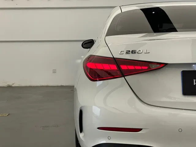 Mercedes-Benz C-Class — Фото автомобиля 18