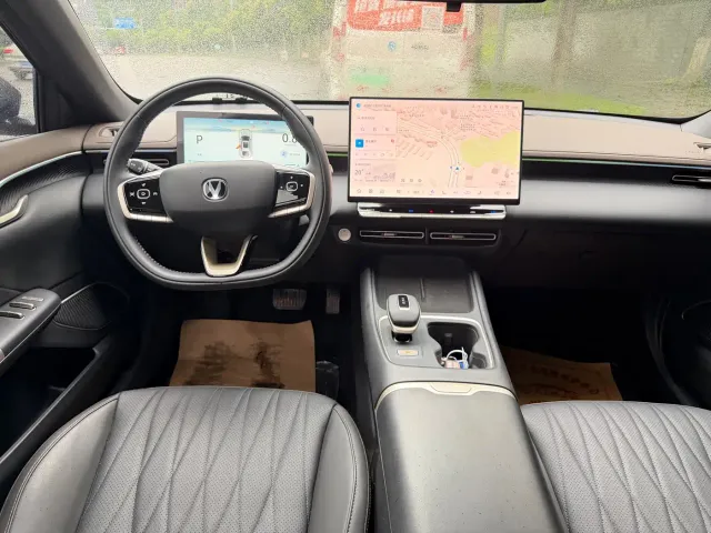 Changan Eado — Фото автомобиля 9