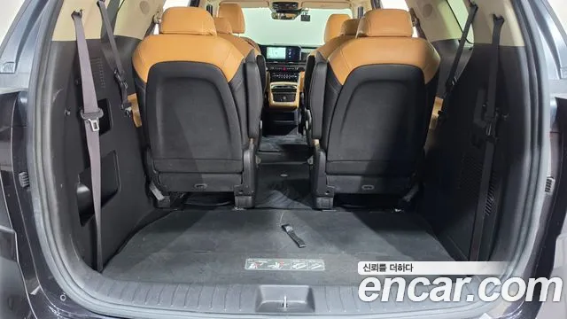 Kia Carnival 4th Gen — Фото автомобиля 25