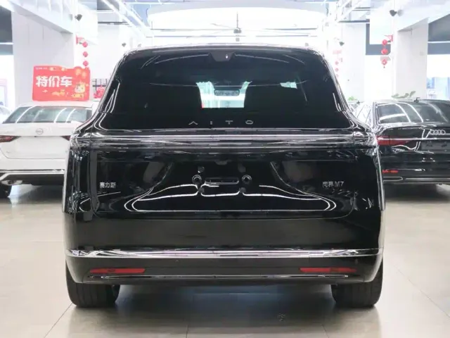 Aito M7 — Фото автомобиля 4