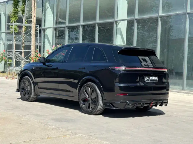 Li Auto L7 — Фото автомобиля 18