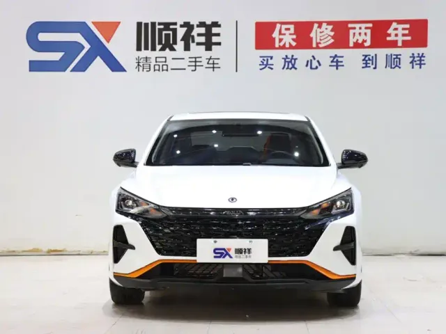 Dongfeng Yixuan — Фото автомобиля 2
