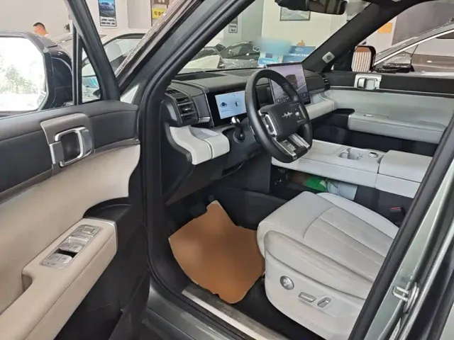 BYD FangChengBao Titanium 7 — Фото автомобиля 15