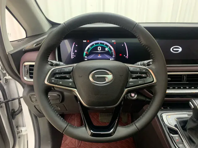 GAC Trumpchi M6 — Фото автомобиля 14