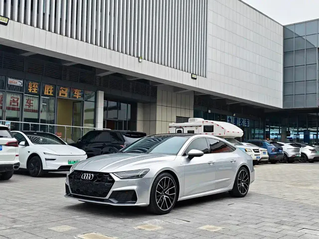 Фотография автомобиля — Audi A7