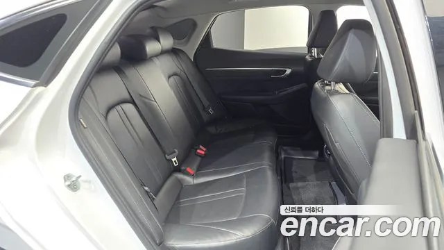 Hyundai Sonata Sonata Edge(DN8) 2.0 LPG(Коммерческий) — Фото автомобиля 11