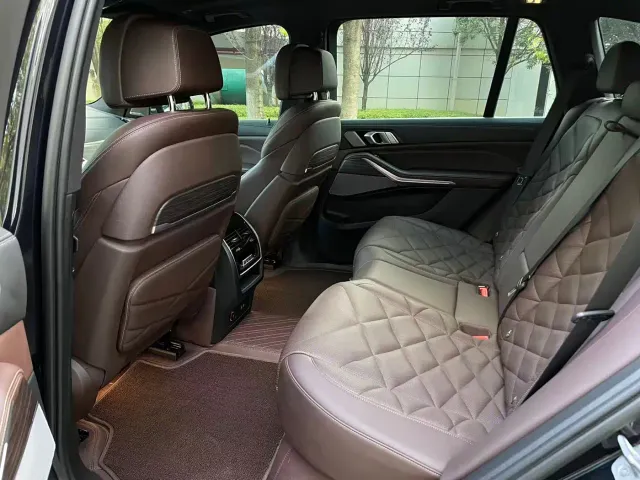 BMW X5 — Фото автомобиля 9