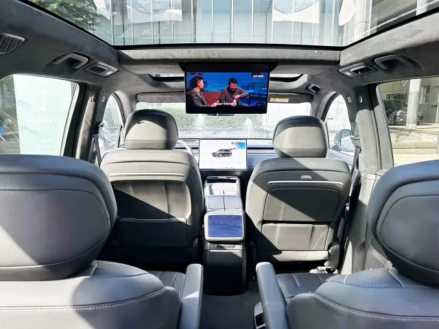 Onvo L90 — Фото автомобиля 13