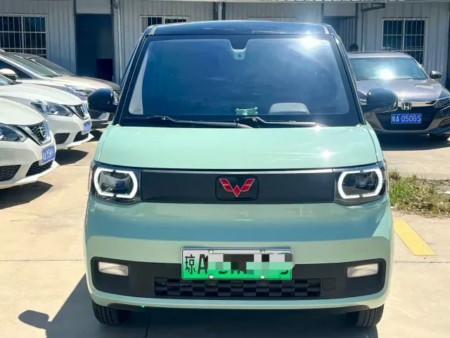 Wuling Hongguang Mini EV — Фото автомобиля 2