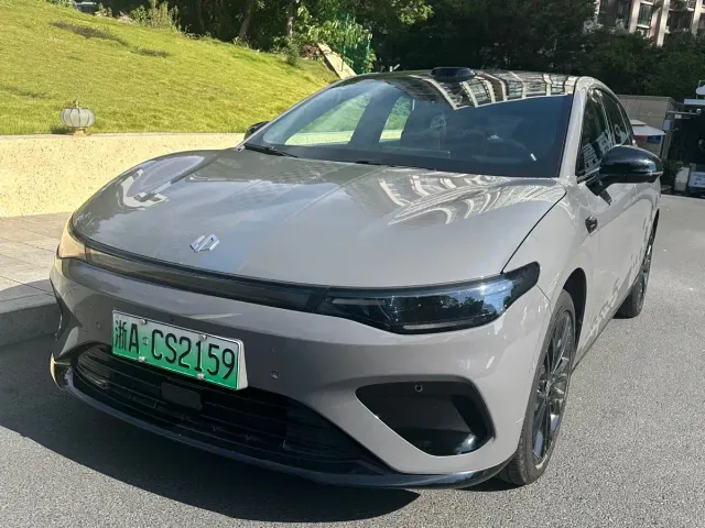 Фотография автомобиля — Leapmotor Lafa 5