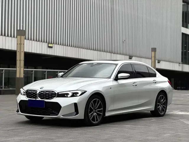 Фотография автомобиля — BMW 3 Series