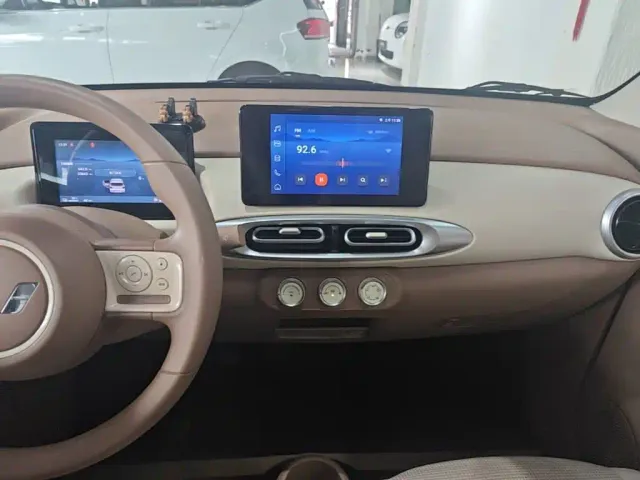 Wuling Hongguang Mini EV — Фото автомобиля 12
