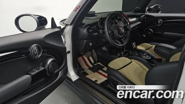 MINI Cooper Cooper Electric — Фото автомобиля 11