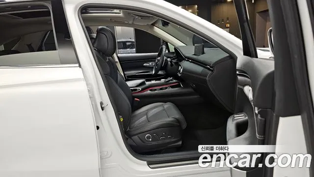 Genesis GV70 2.5T Бензин 2WD — Фото автомобиля 21