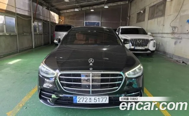 Mercedes-Benz S-Class — Фото автомобиля 2