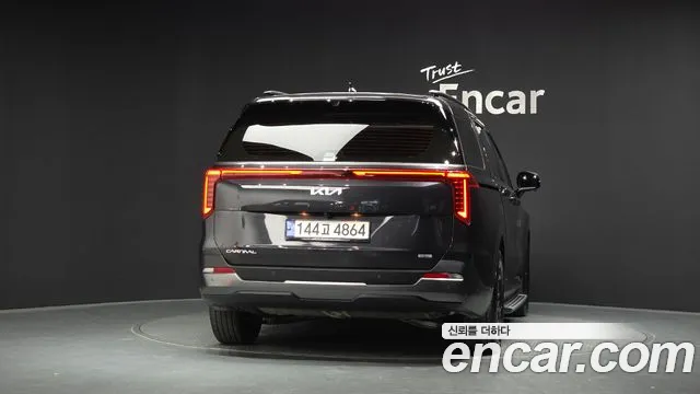 Kia Carnival 4th Gen — Фото автомобиля 4