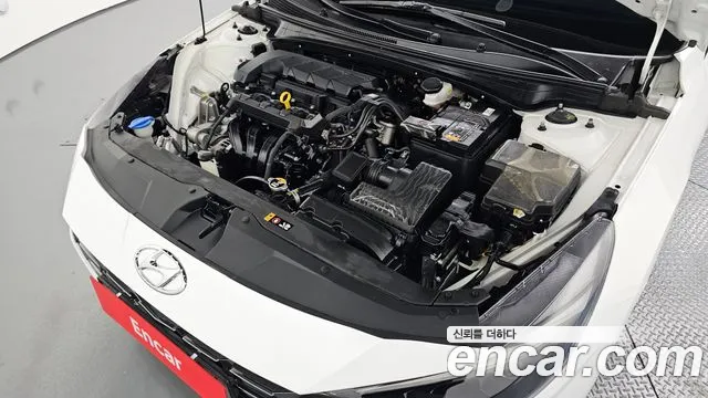 Hyundai AVANTE Avante (CN7) — Фото автомобиля 6