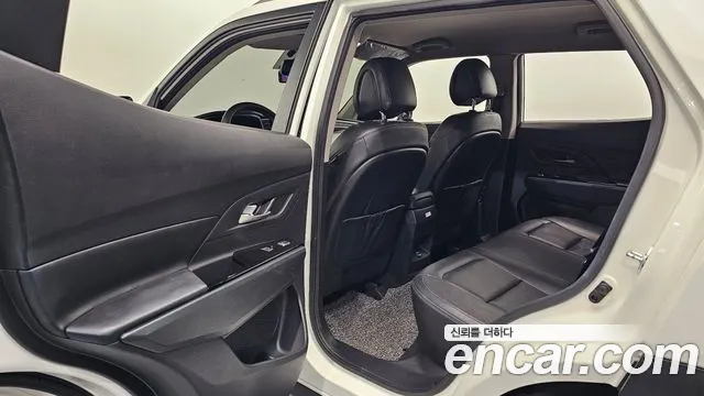 KGM Korando Beautiful — Фото автомобиля 18