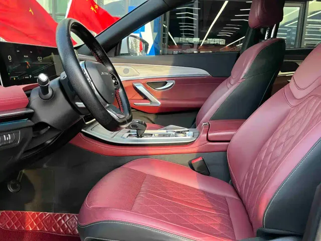 Jetour X70 Plus — Фото автомобиля 3