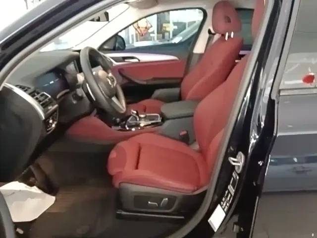 BMW X4 — Фото автомобиля 14